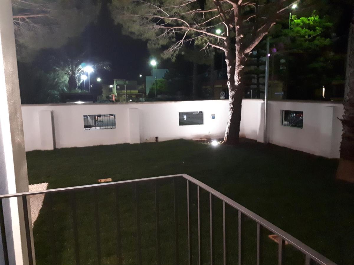 La Casa Di Francesca B&B Con Parcheggio Privato Porto Cesareo Eksteriør bilde